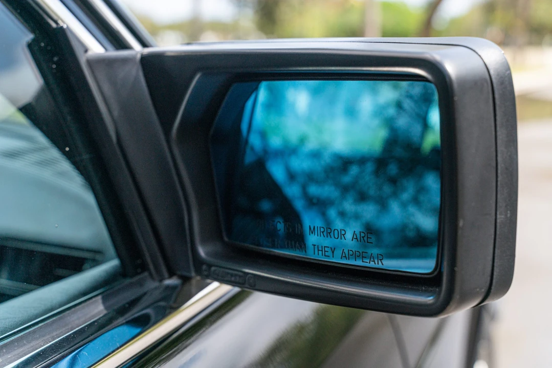 1991 Mercedes-Benz W126 S-Class Sedan - Image 15 of 31