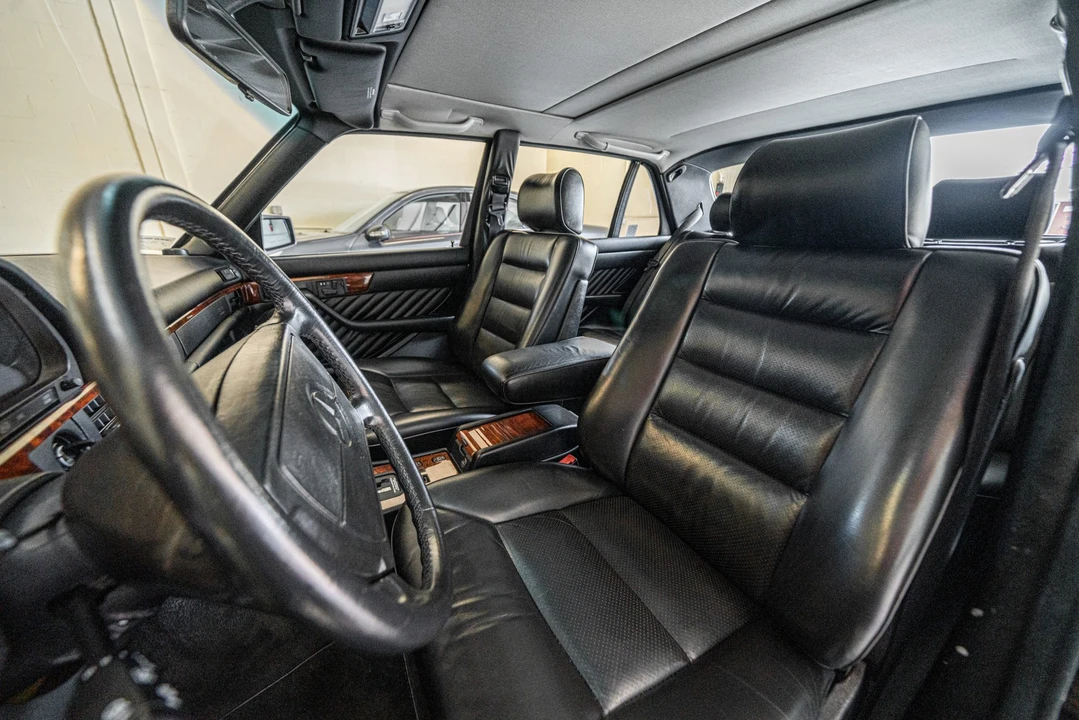 1991 Mercedes-Benz W126 S-Class Sedan - Image 31 of 31