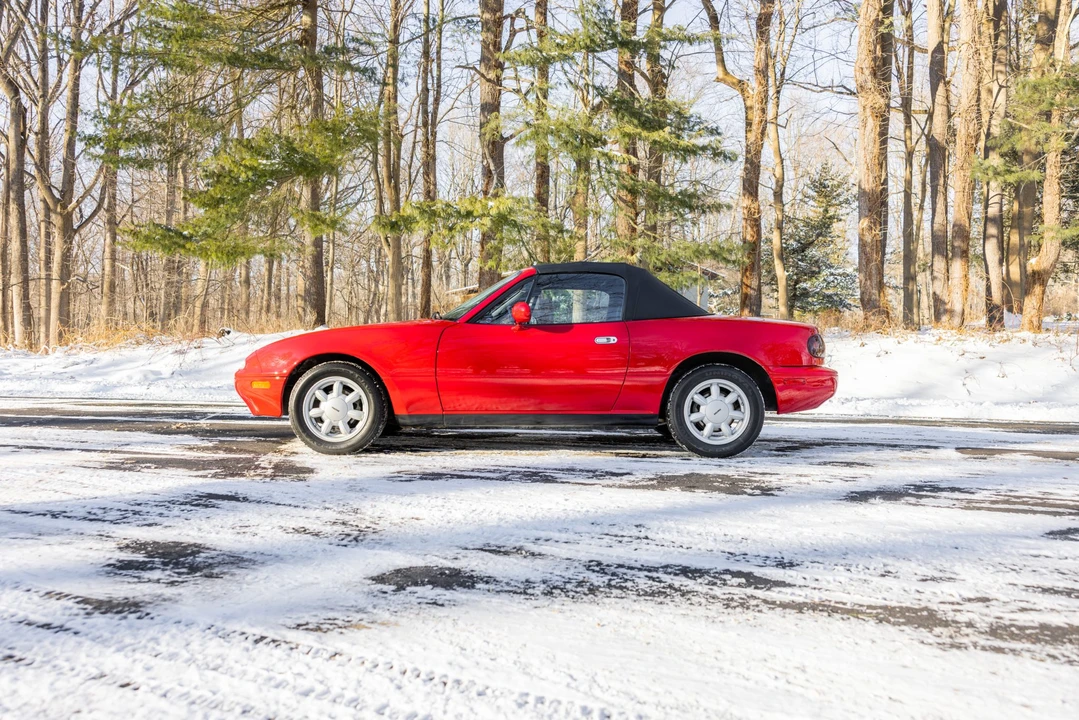 1992 Mazda NA MX-5 Miata - Image 6 of 31