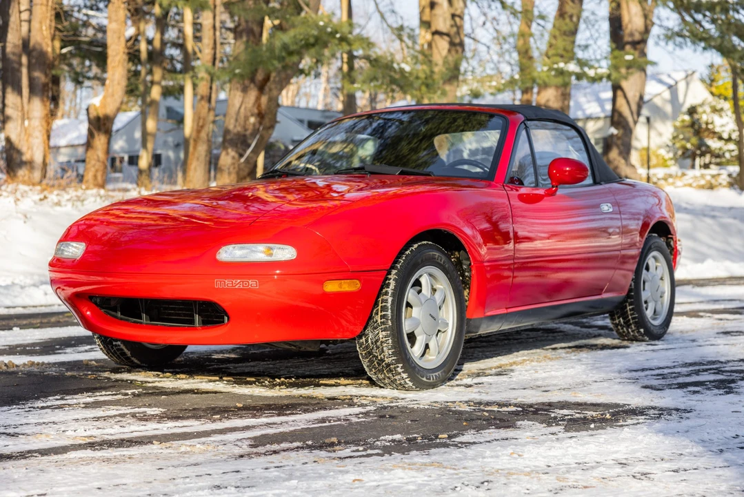 1992 Mazda NA MX-5 Miata - Image 2 of 31
