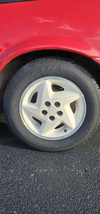 1992 Pontiac Sunbird - Image 25 of 31