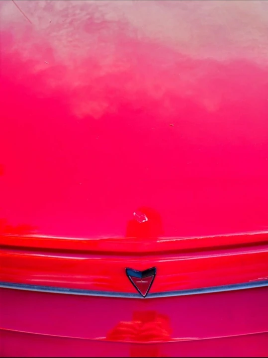 1992 Pontiac Sunbird - Image 21 of 31