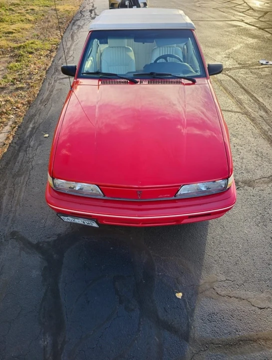 1992 Pontiac Sunbird - Image 16 of 31