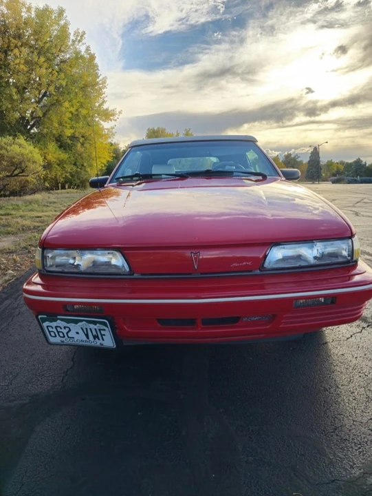 1992 Pontiac Sunbird - Image 4 of 31