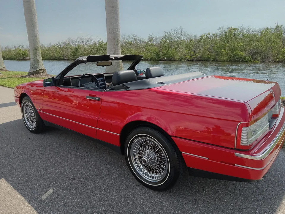 1993 Cadillac Allante - Image 4 of 31