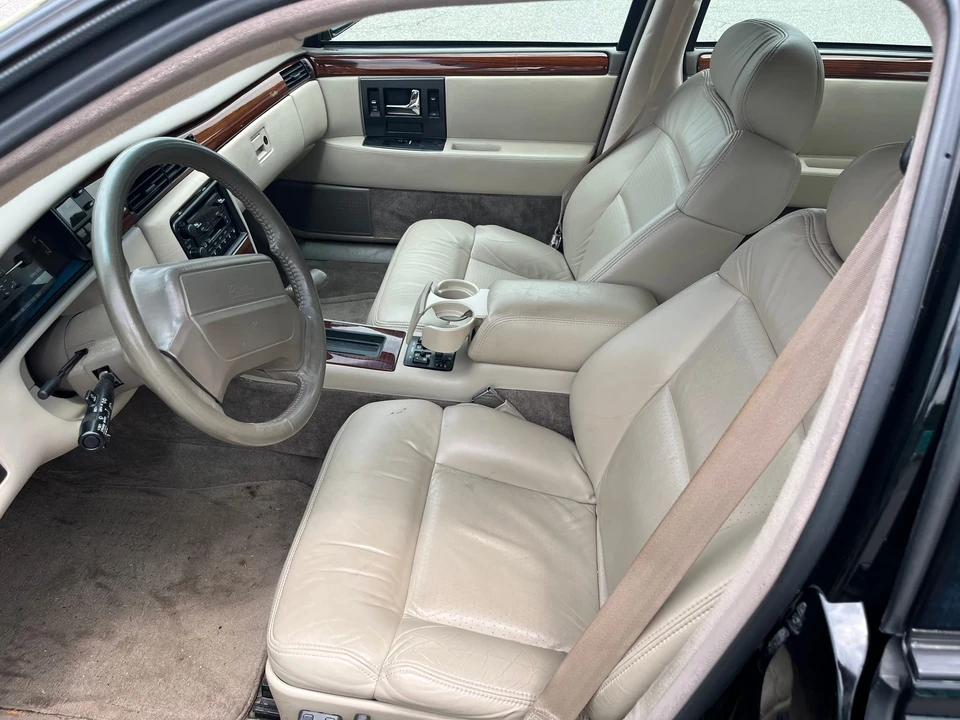 1993 Cadillac Seville - Image 25 of 31