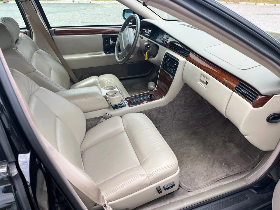 1993 Cadillac Seville - Image 29 of 31