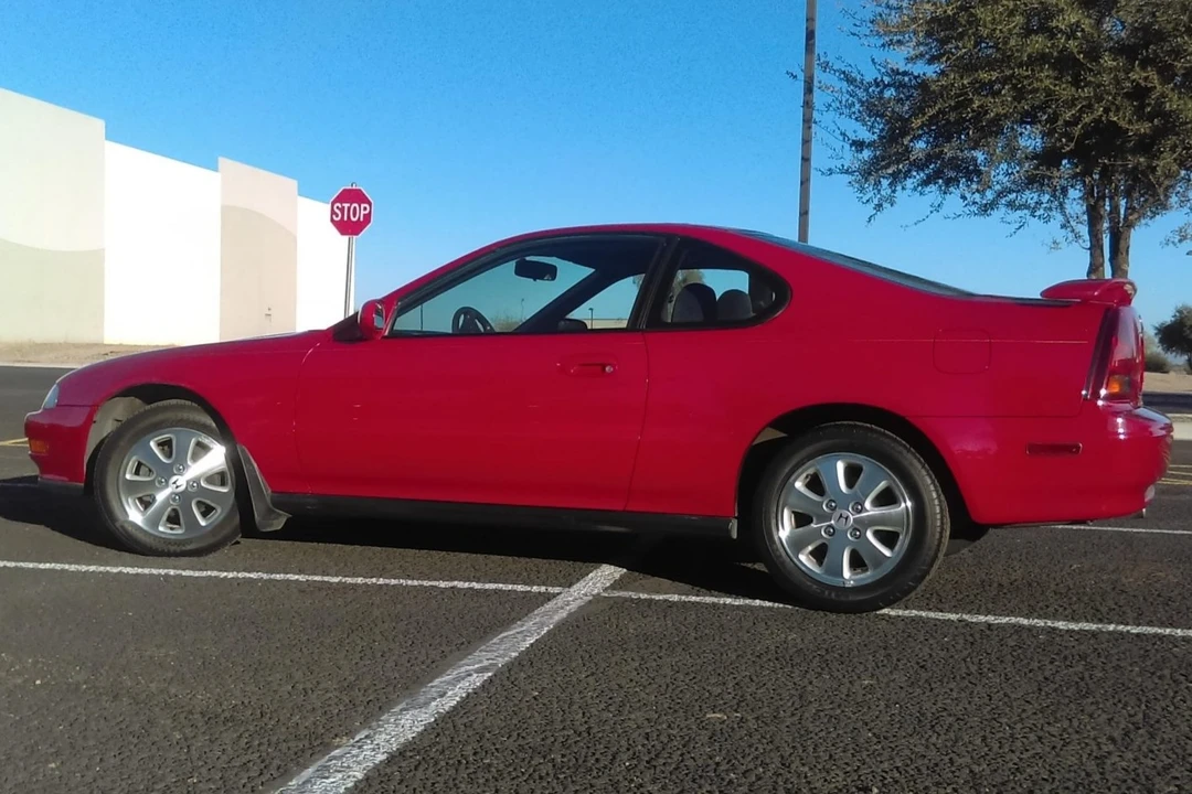 1993 Honda Prelude 4th Gen - Image 11 of 31