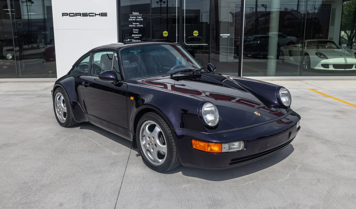 1993 Porsche 964 Carrera 4 - Image 12 of 31