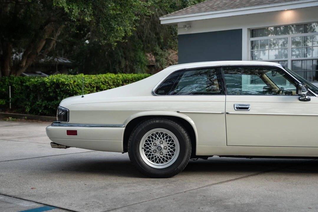 1994 Jaguar XJS Facelift V12 - Image 22 of 31