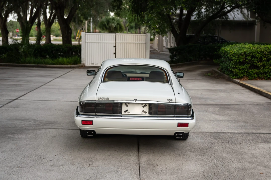 1994 Jaguar XJS Facelift V12 - Image 8 of 31