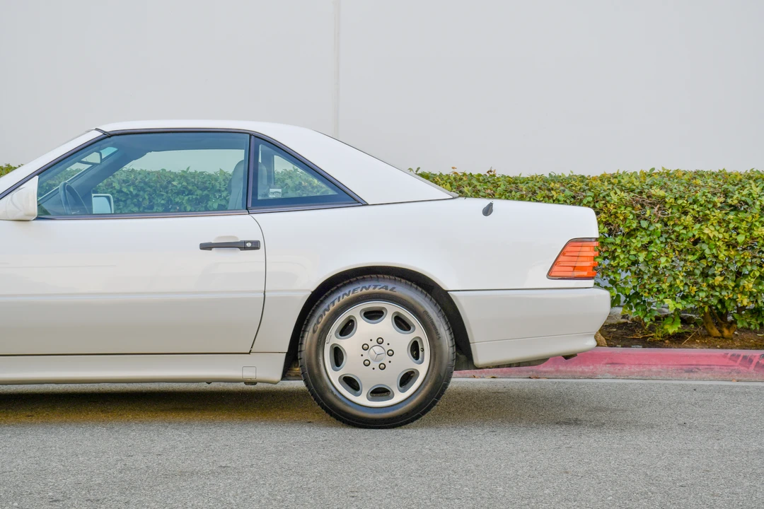 1994 Mercedes-Benz R129 SL-Class - Image 23 of 31