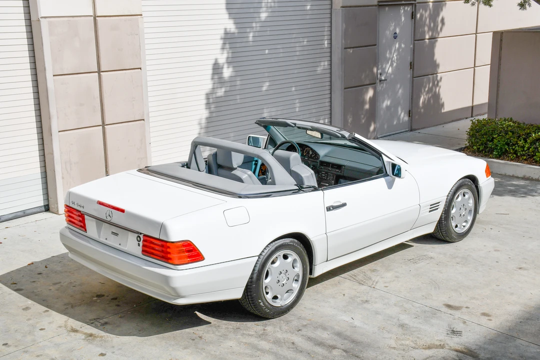 1994 Mercedes-Benz R129 SL-Class - Image 11 of 31