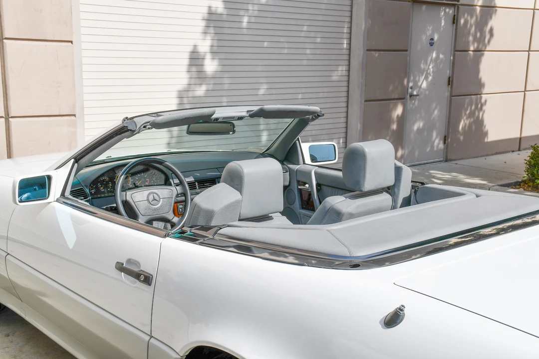 1994 Mercedes-Benz R129 SL-Class - Image 26 of 31