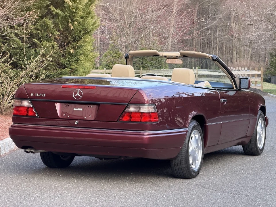 1995 Mercedes-Benz W124 E-Class - Image 4 of 31