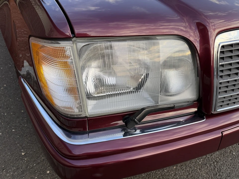 1995 Mercedes-Benz W124 E-Class - Image 25 of 31