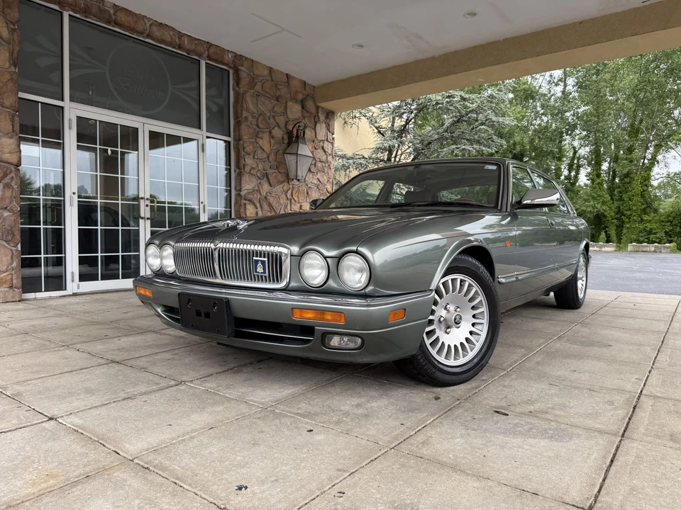 1996 Jaguar X300 XJ - Image 4 of 31