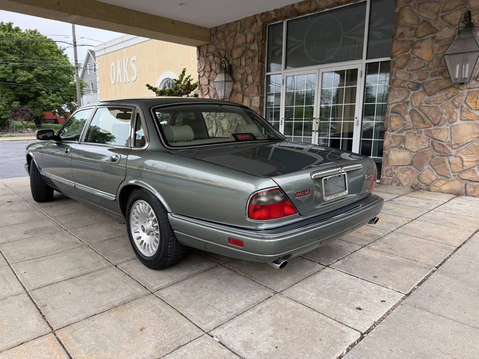 1996 Jaguar X300 XJ - Image 27 of 31