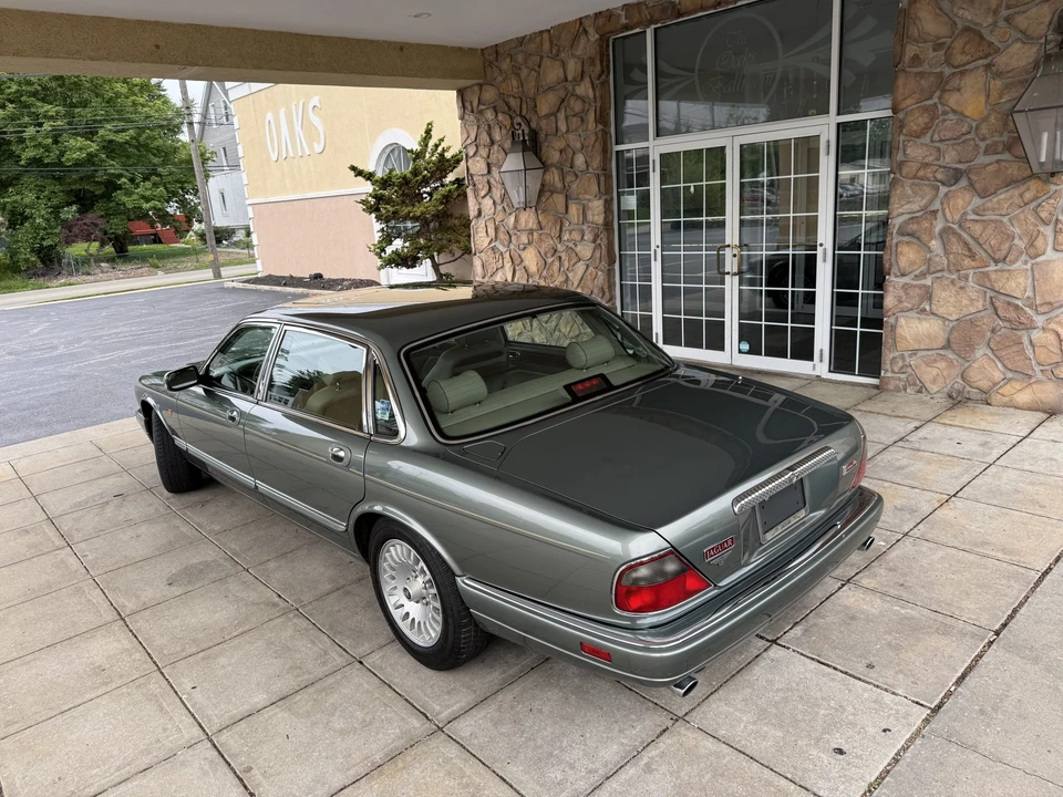 1996 Jaguar X300 XJ - Image 26 of 31