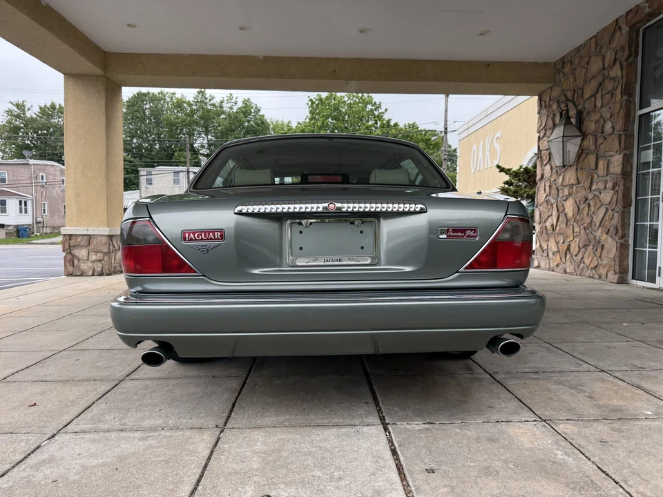1996 Jaguar X300 XJ - Image 24 of 31