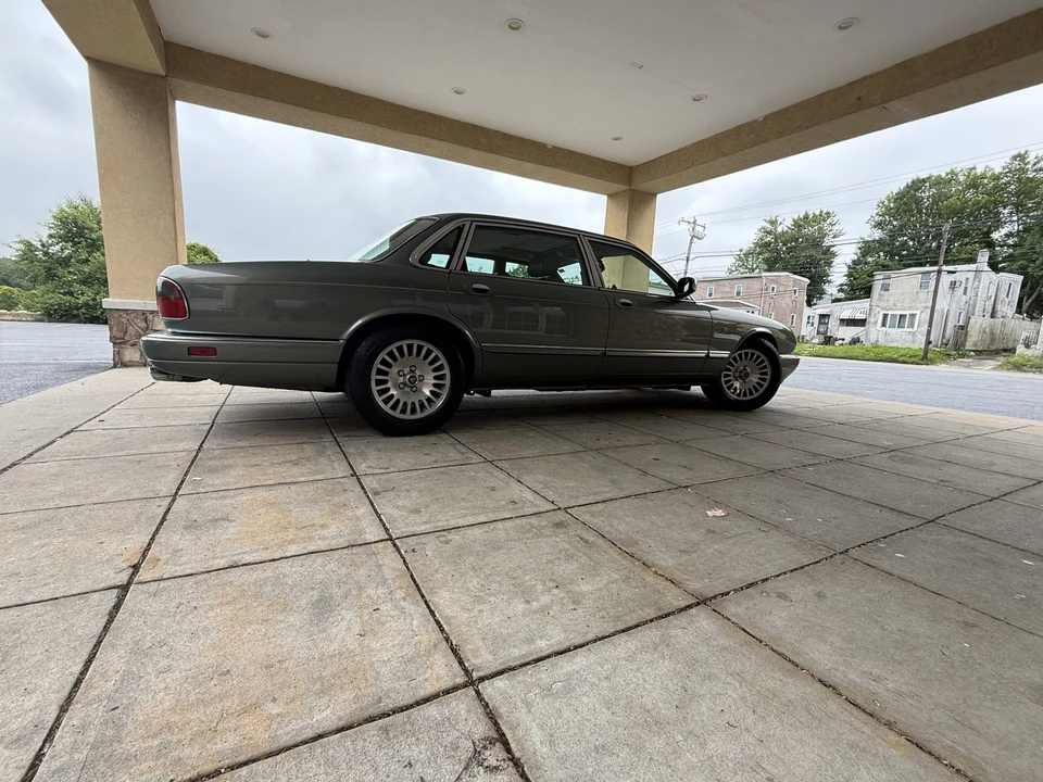 1996 Jaguar X300 XJ - Image 17 of 31
