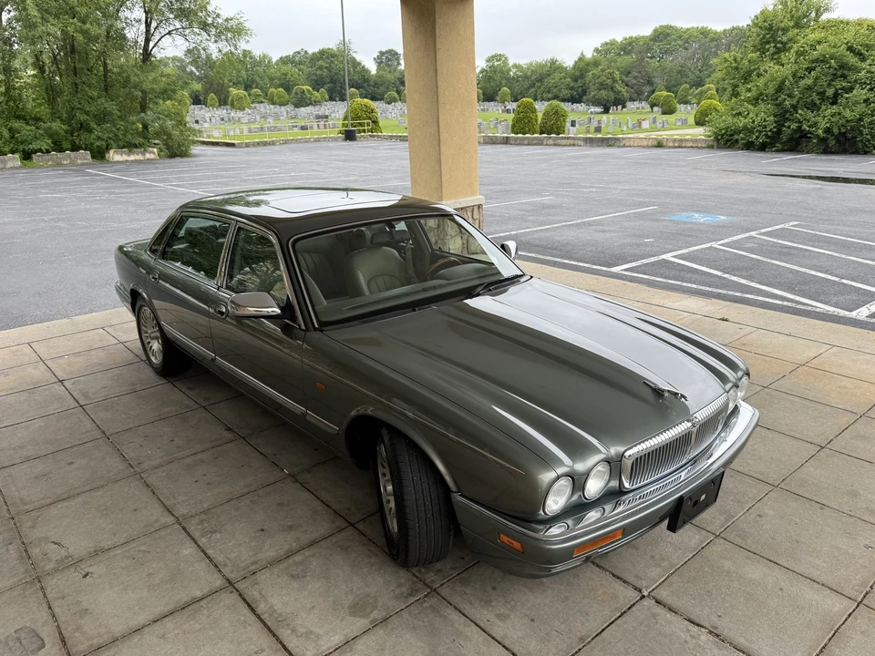 1996 Jaguar X300 XJ - Image 11 of 31
