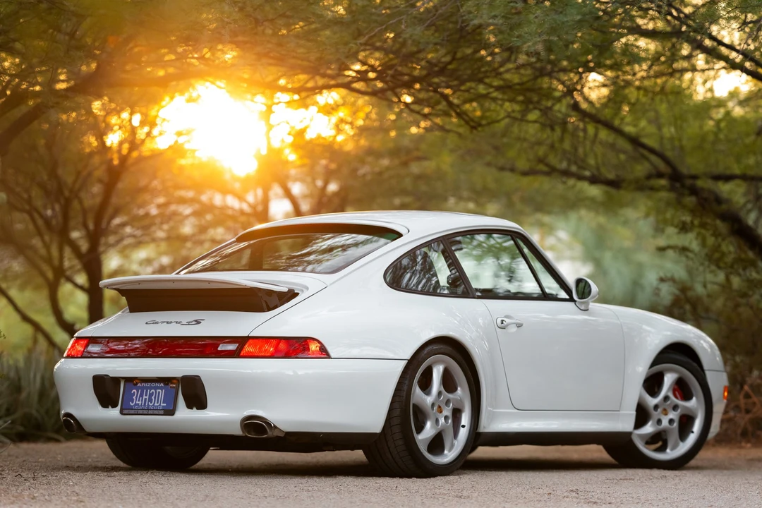 1996 Porsche 993 Carrera 4S - Image 11 of 31