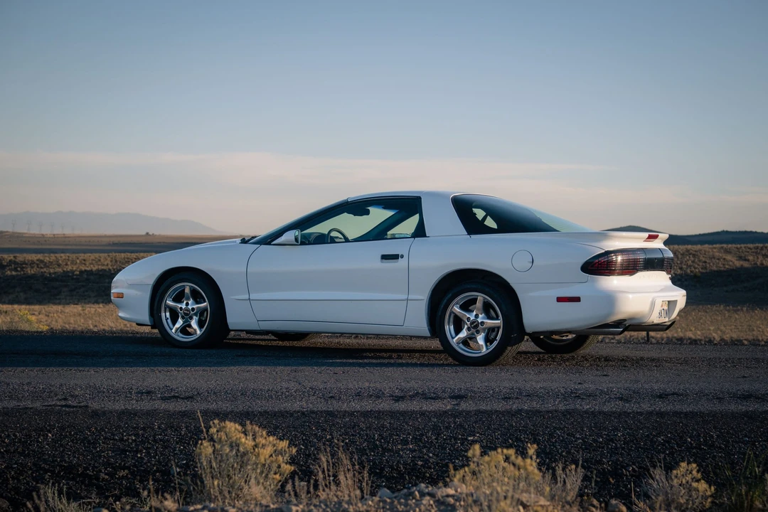 1997 Pontiac Firebird Trans Am 4th Gen - Image 9 of 31