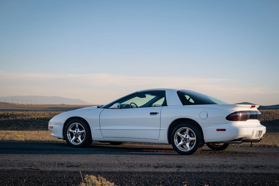 1997 Pontiac Firebird Trans Am 4th Gen - Image 10 of 31