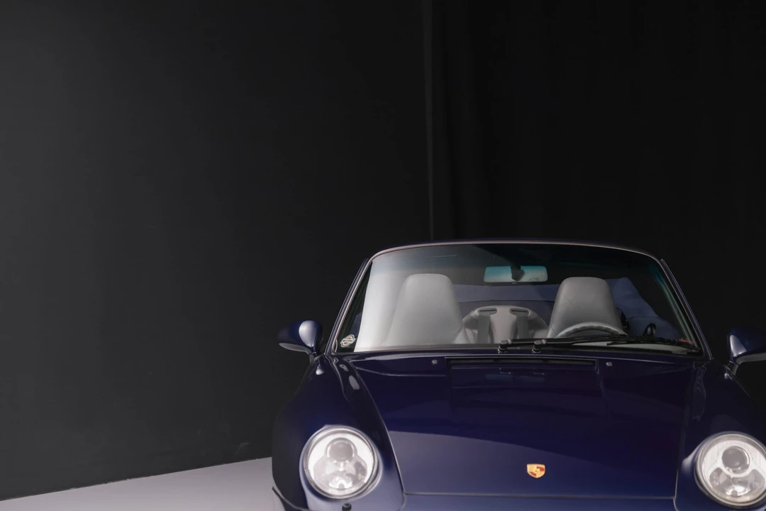 1997 Porsche 993 Carrera - Image 14 of 31