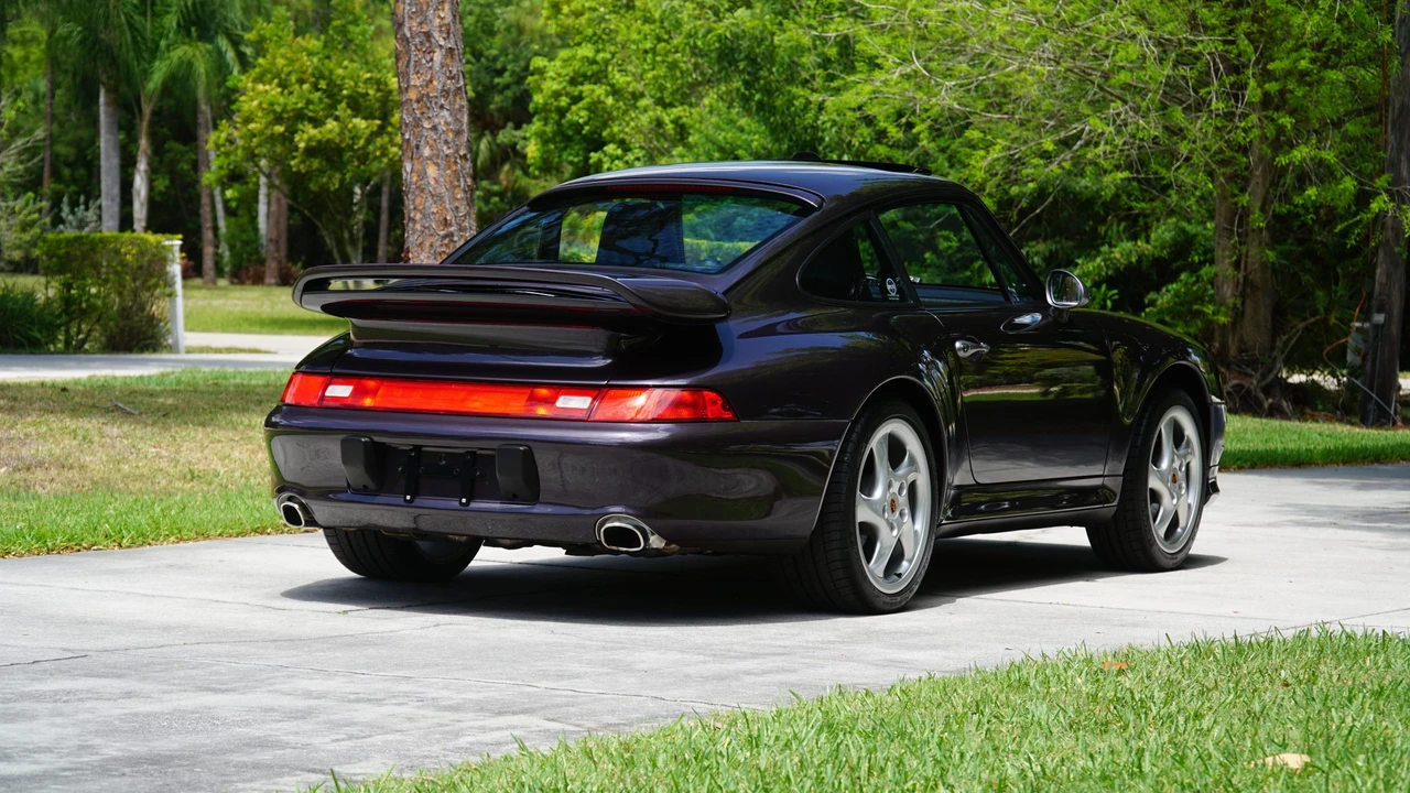 1997 Porsche 993 Carrera - Image 12 of 31