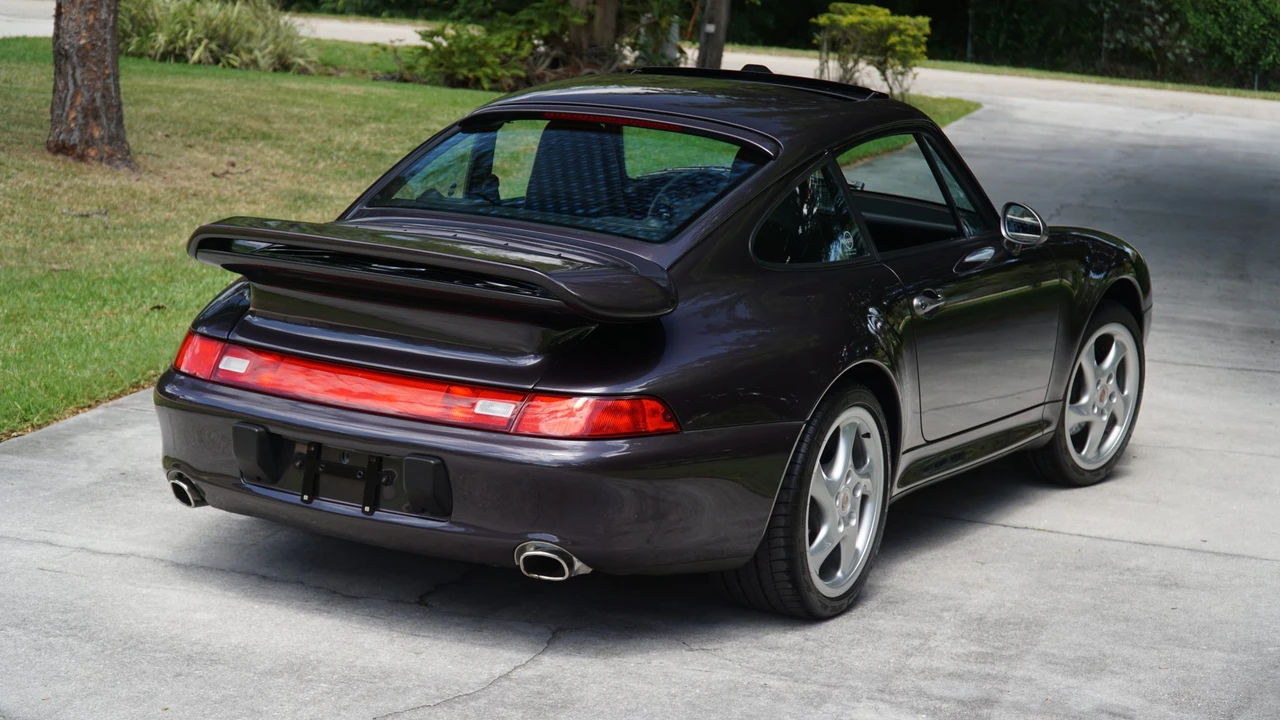 1997 Porsche 993 Carrera - Image 10 of 31