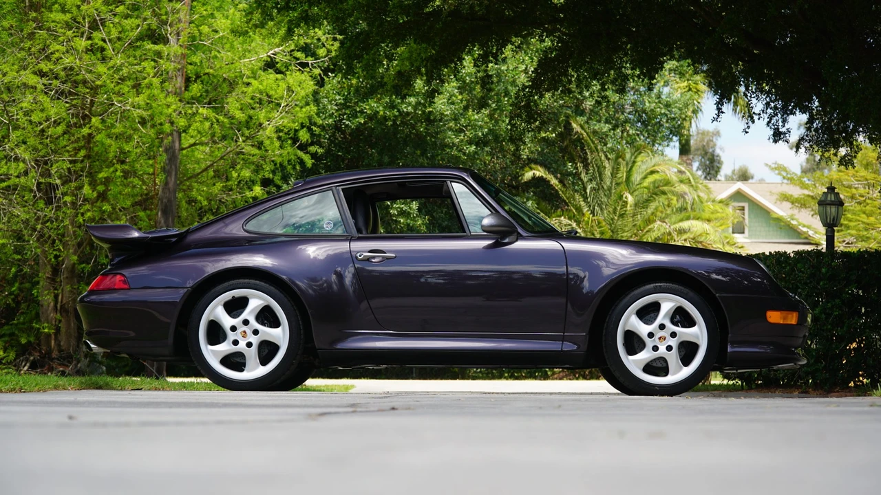 1997 Porsche 993 Carrera - Image 13 of 31