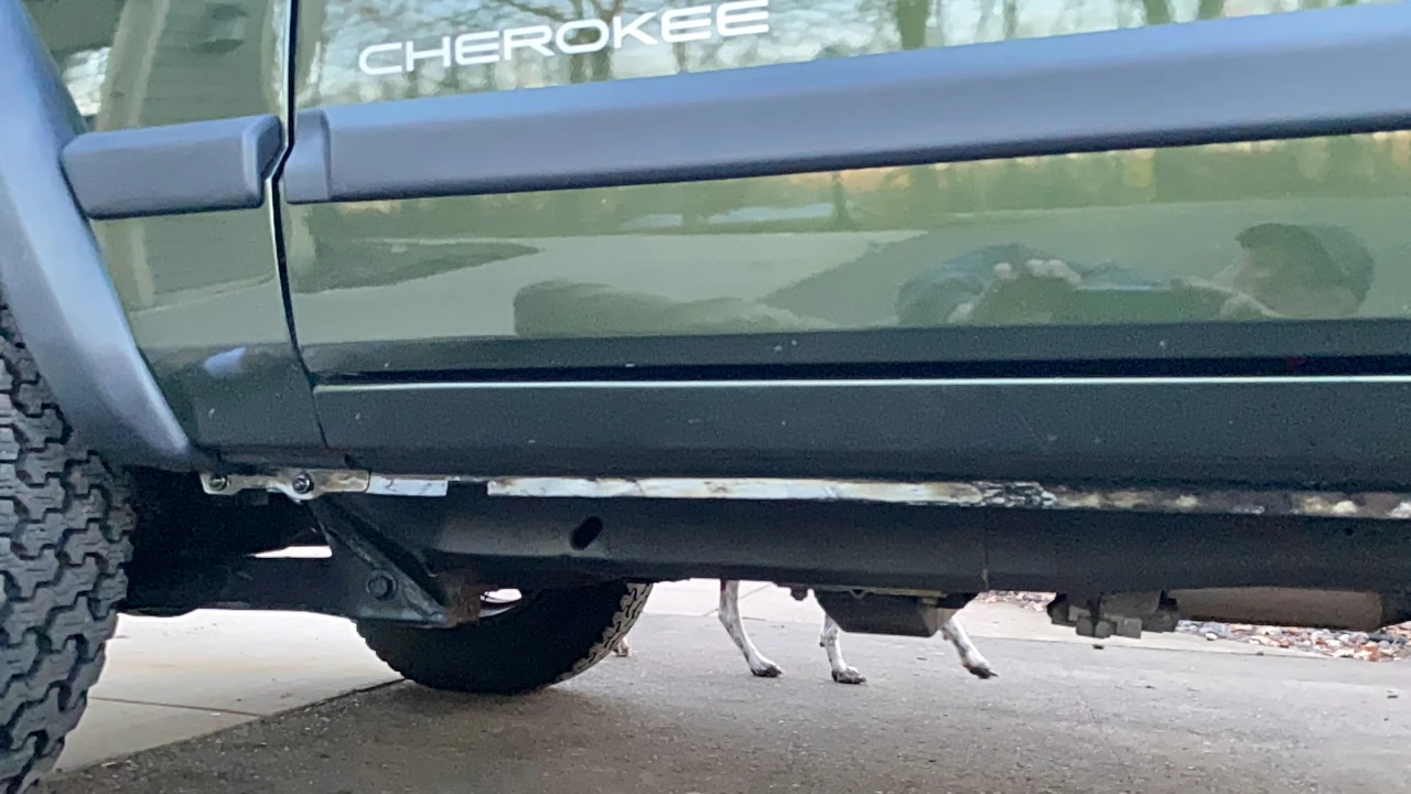 1998 Jeep XJ Cherokee - Image 15 of 31