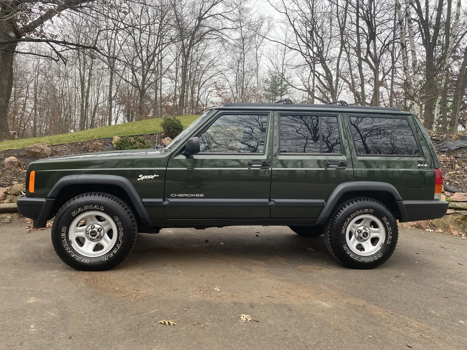1998 Jeep XJ Cherokee - Image 9 of 31