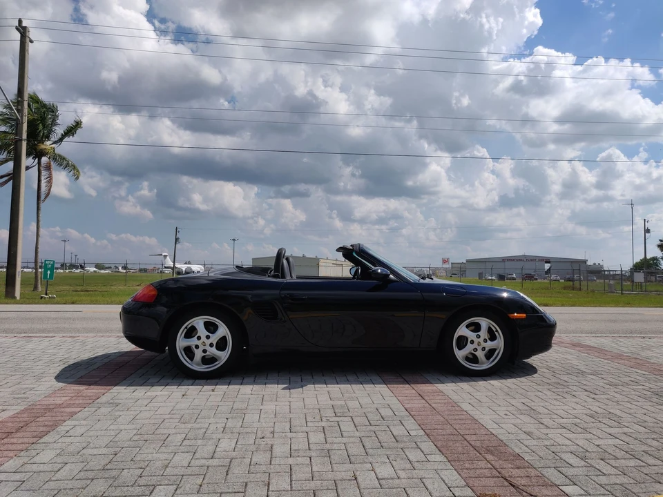 1998 Porsche 986 Boxster - Image 3 of 31