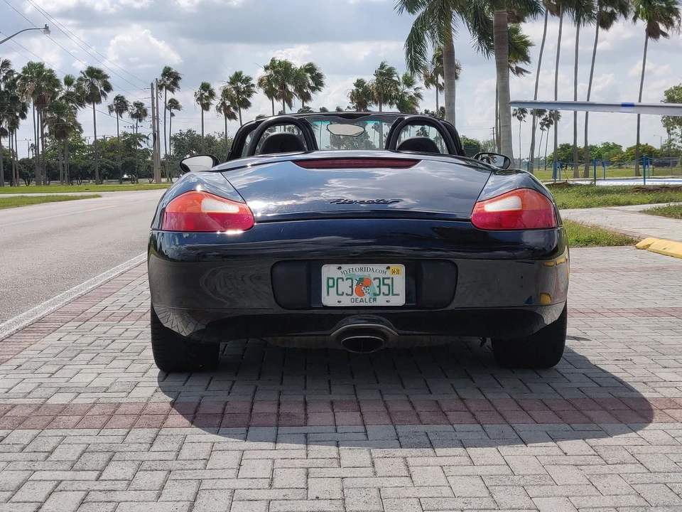 1998 Porsche 986 Boxster - Image 8 of 31