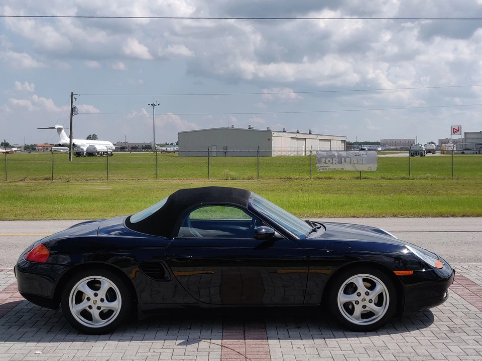 1998 Porsche 986 Boxster - Image 22 of 31