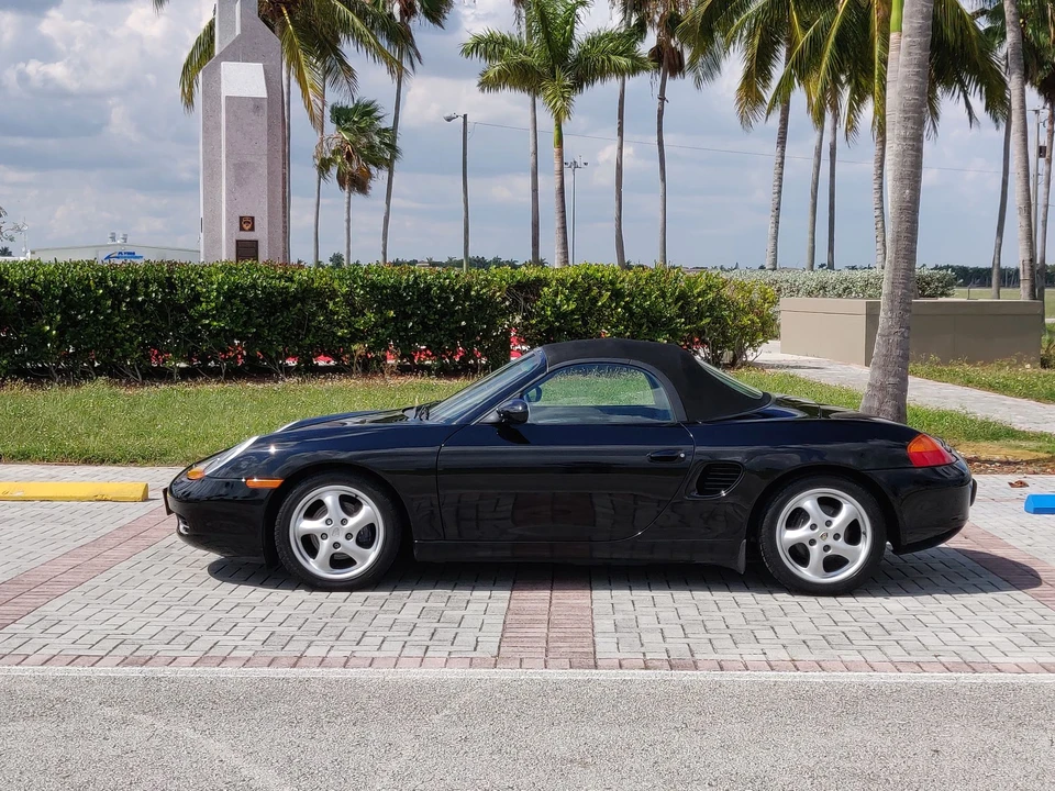 1998 Porsche 986 Boxster - Image 29 of 31