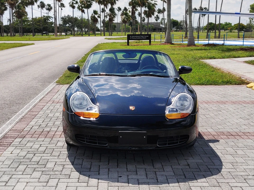 1998 Porsche 986 Boxster - Image 16 of 31