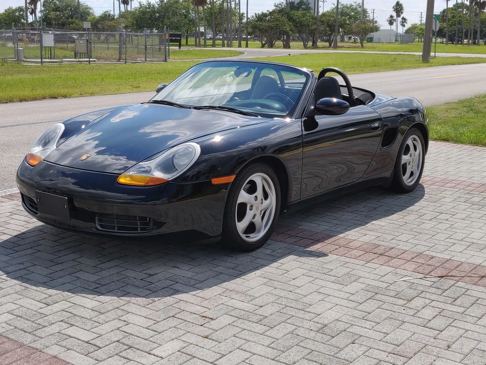 1998 Porsche 986 Boxster - Image 13 of 31