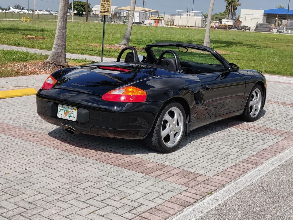 1998 Porsche 986 Boxster - Image 6 of 31