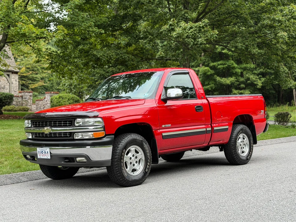 1999 Chevrolet Silverado 1st Gen - Image 2 of 31