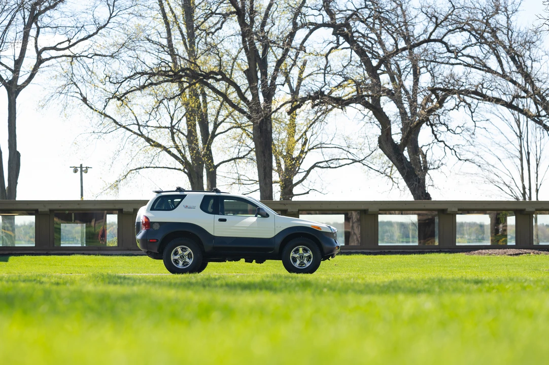 1999 Isuzu VehiCROSS - Image 22 of 31