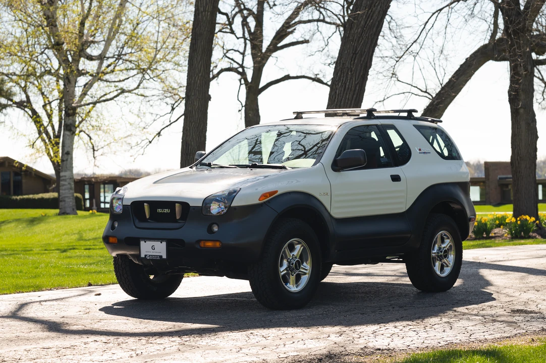 1999 Isuzu VehiCROSS - Image 7 of 31