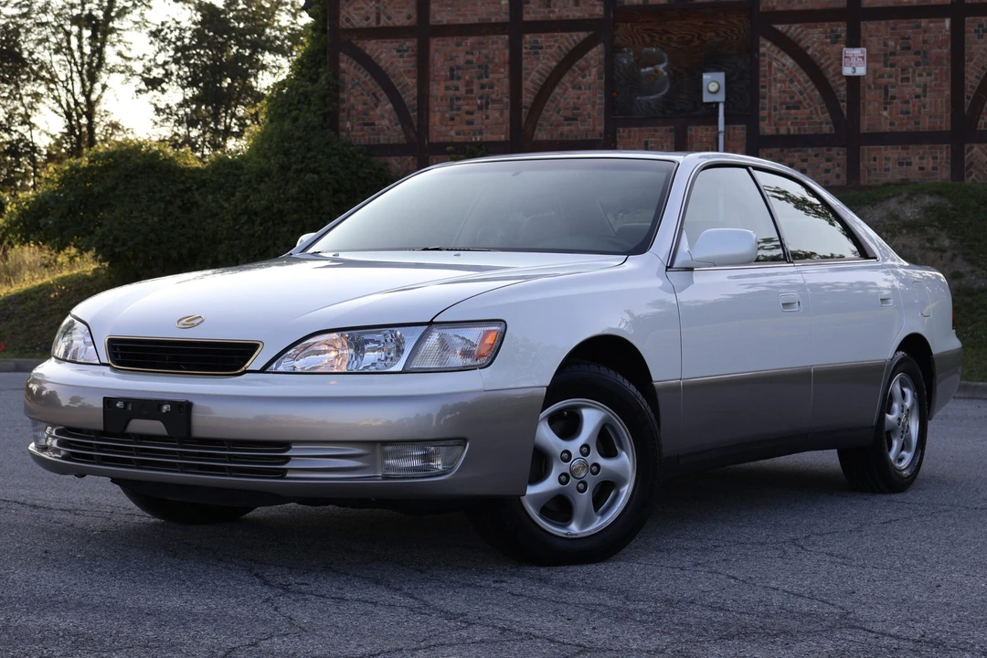1999 Lexus ES 3rd Gen - Image 3 of 31