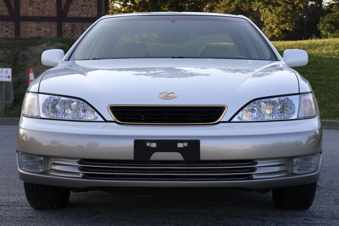 1999 Lexus ES 3rd Gen - Image 5 of 31