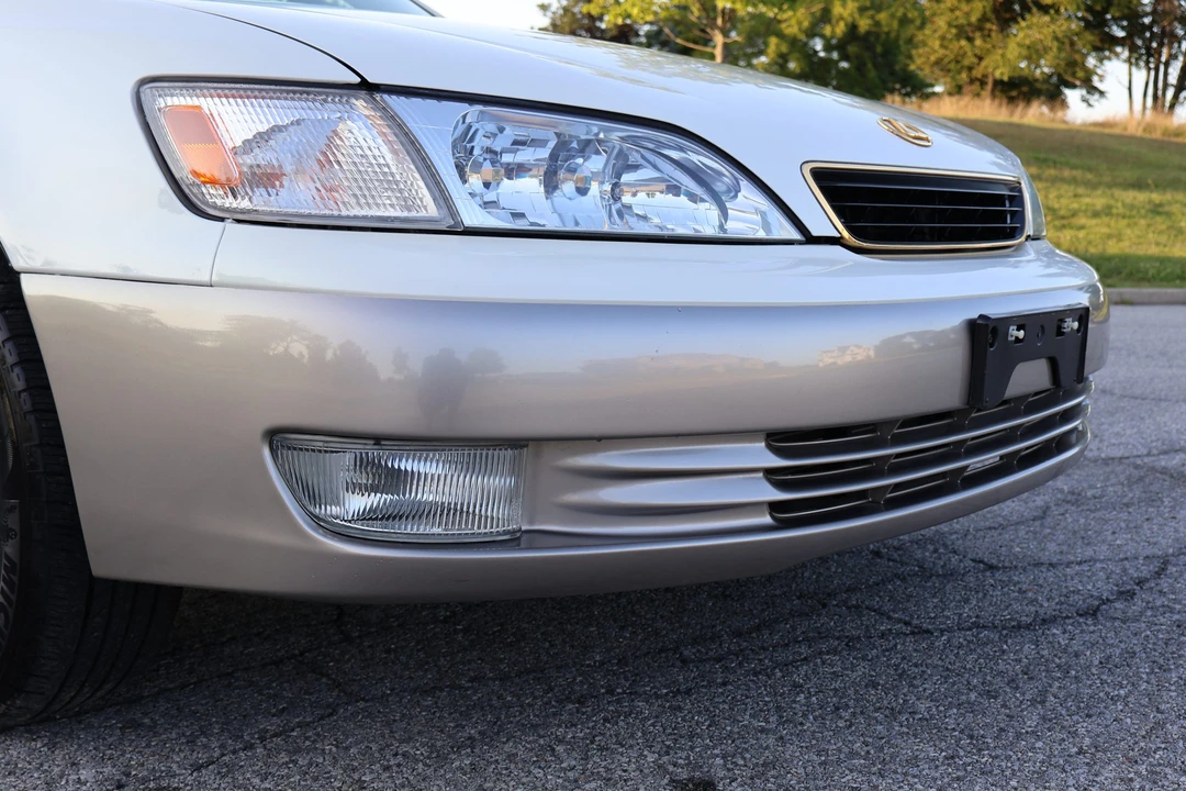 1999 Lexus ES 3rd Gen - Image 24 of 31