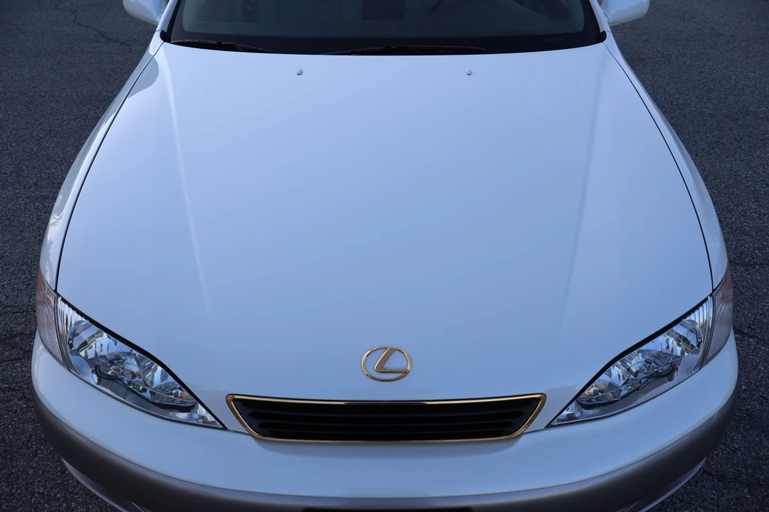 1999 Lexus ES 3rd Gen - Image 21 of 31