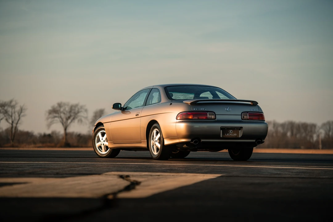 1999 Lexus SC400 - Image 13 of 31